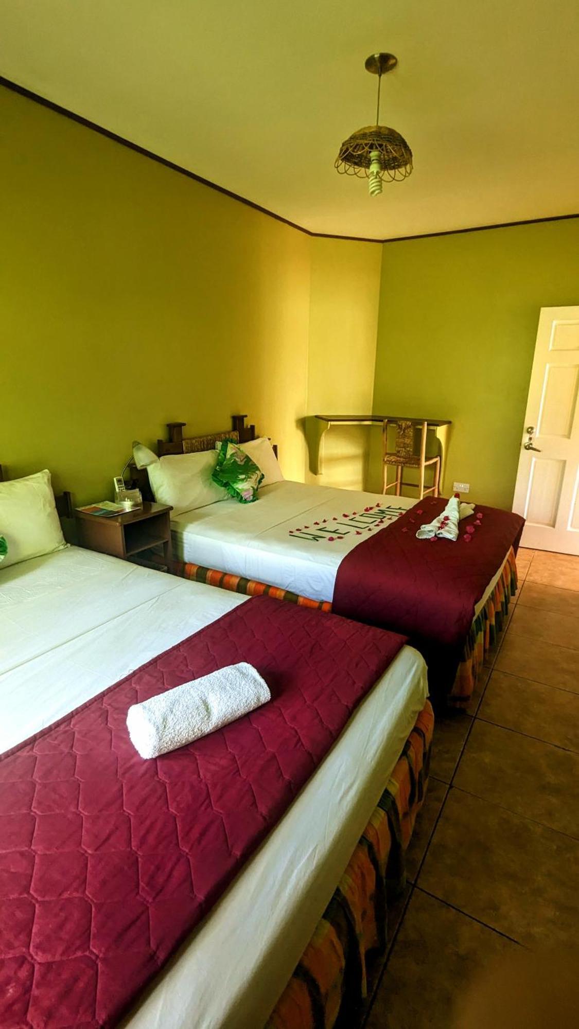 Hotel Sunset Lane Laborie Habitación foto